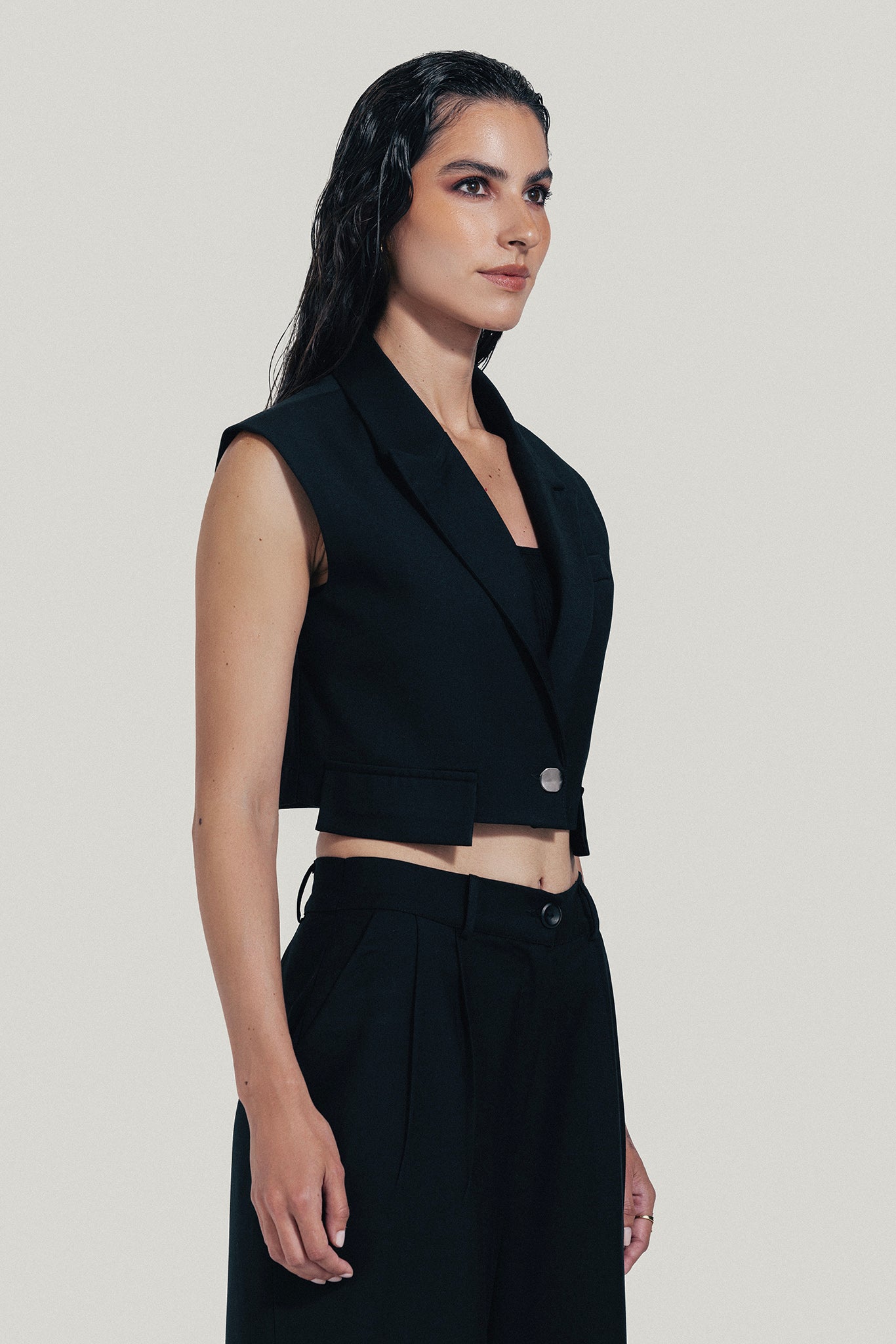Cropped Vest