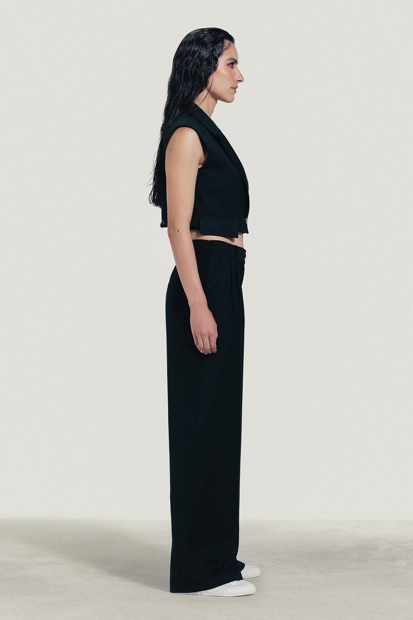 Cropped Vest